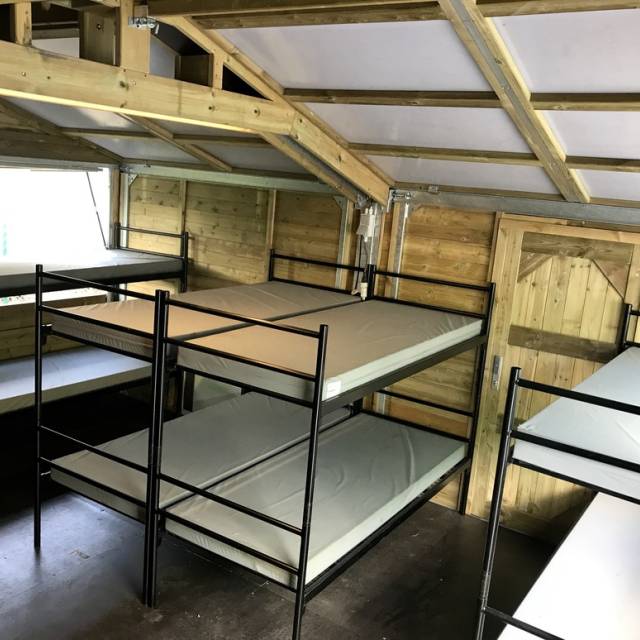 plek_3_-_festihut_xl_corner_view_original